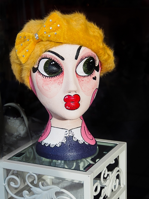 Dolls Head